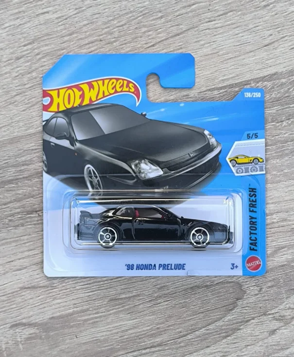 Hot Wheels '98 Honda Prelude 1:64