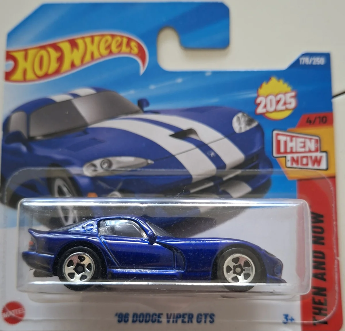 Hot Wheels '96 Dodge Viper GTS  1:64