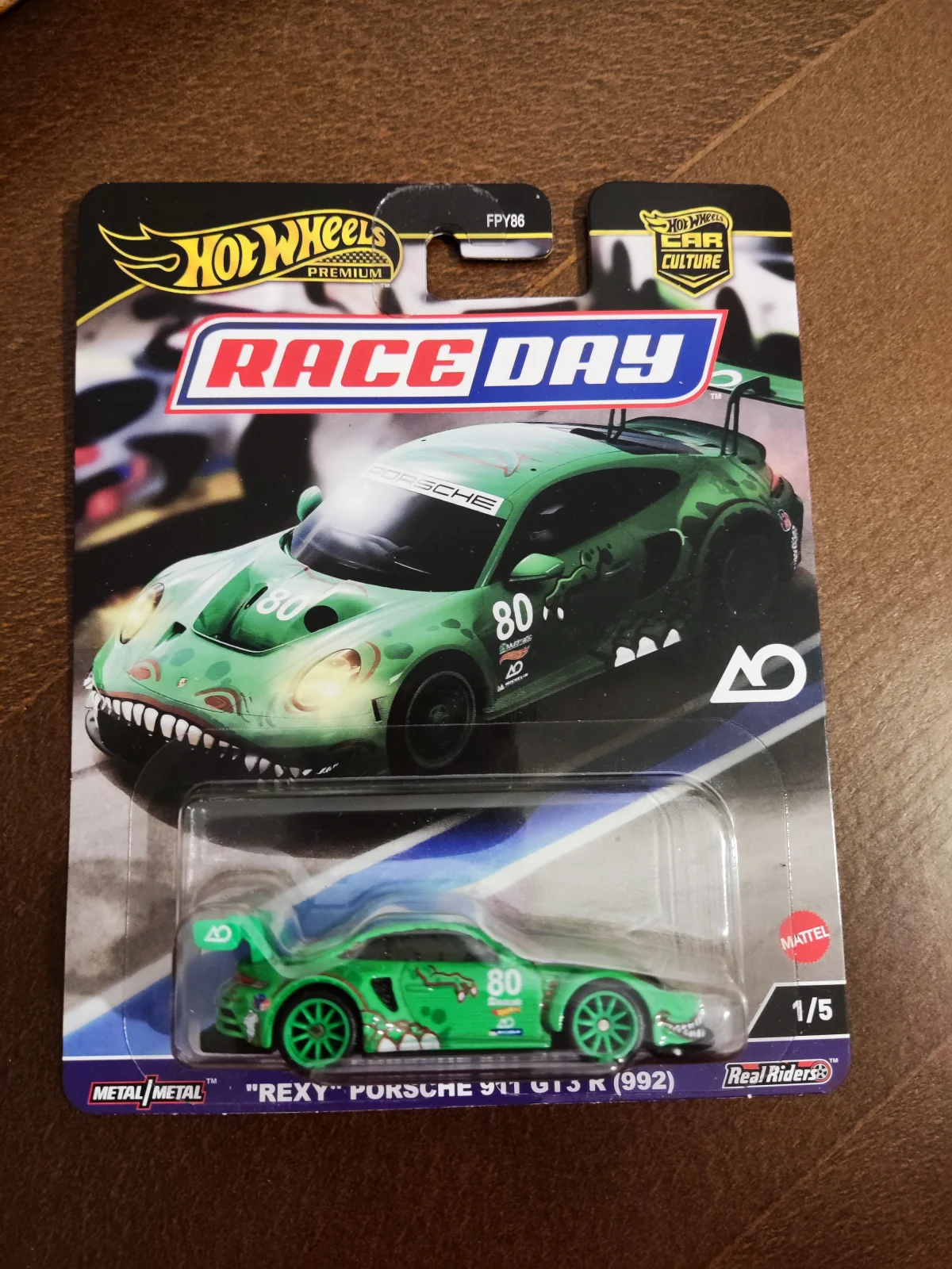 Hot Wheels Porsche rexy gt3r 1:64