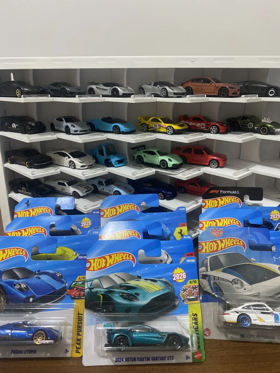 Hot Wheels Jedna od mojih kolekcija  1:64