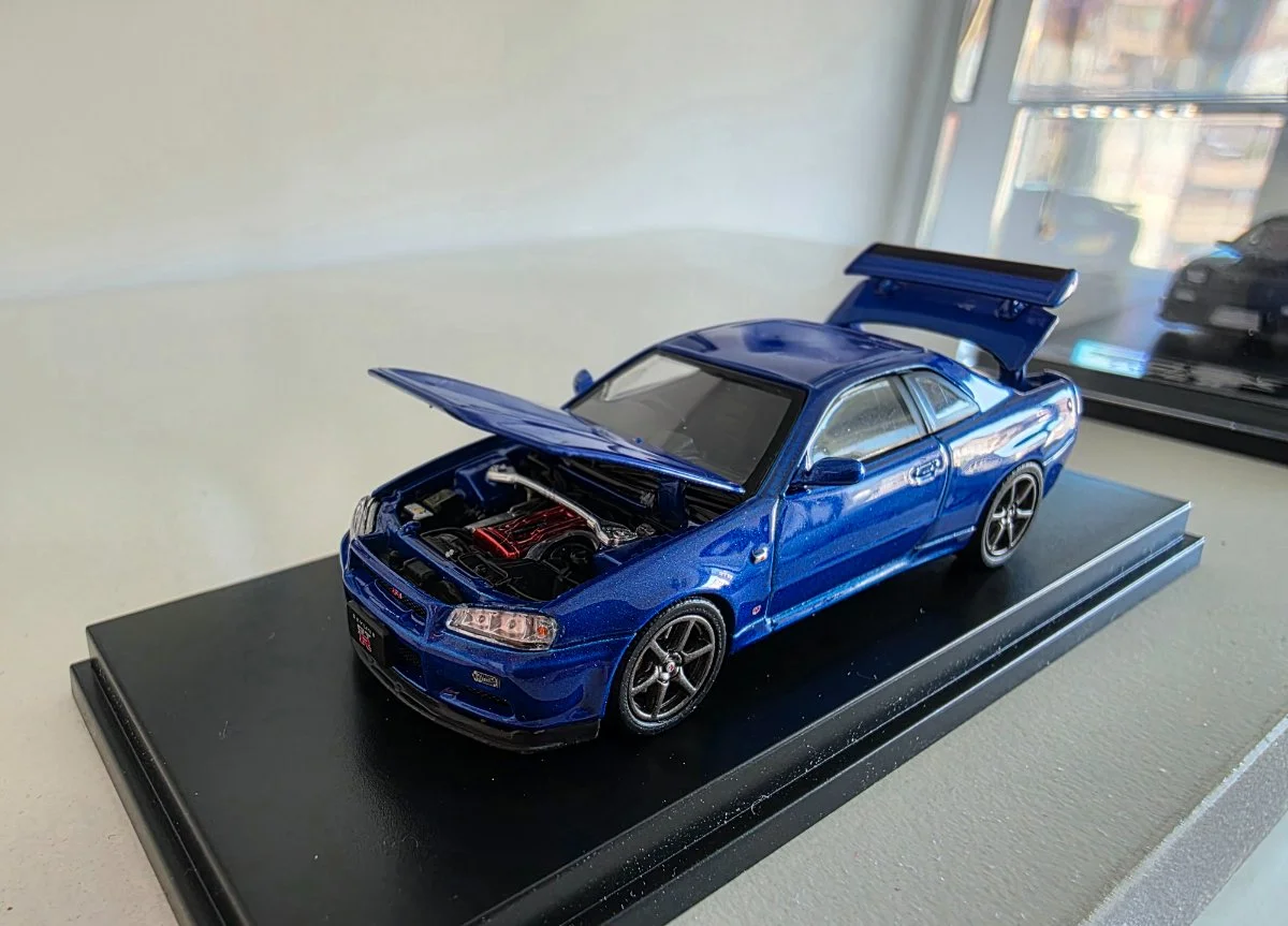 AutoArt Nissan Skyline R34 1:64