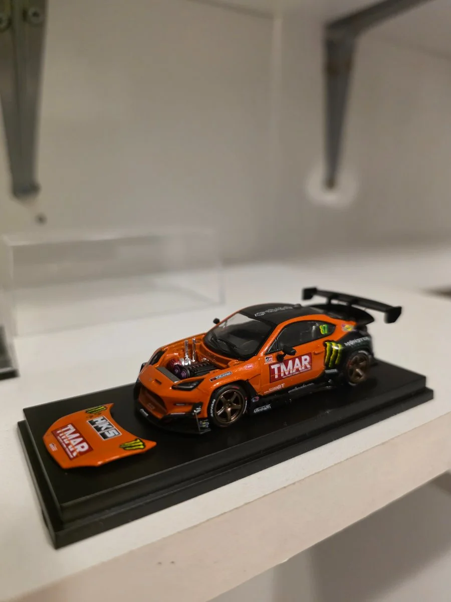 AutoArt Poprace Toyota Pandem GR86 1:64