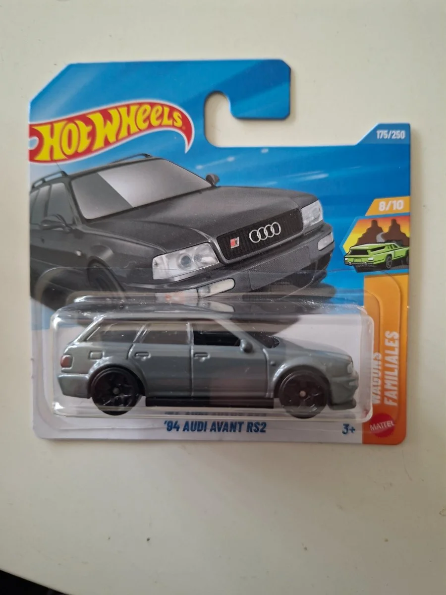 Hot Wheels Audi RS2 Avant 1:64