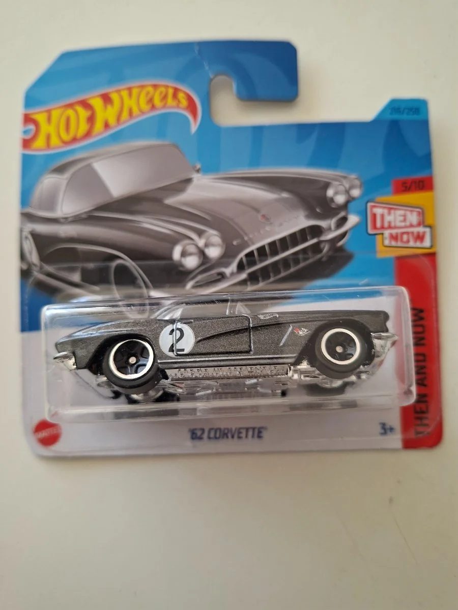 Hot Wheels '62 Corvette 1:64