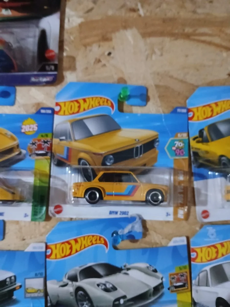 AutoArt Bmw 2002  1:64