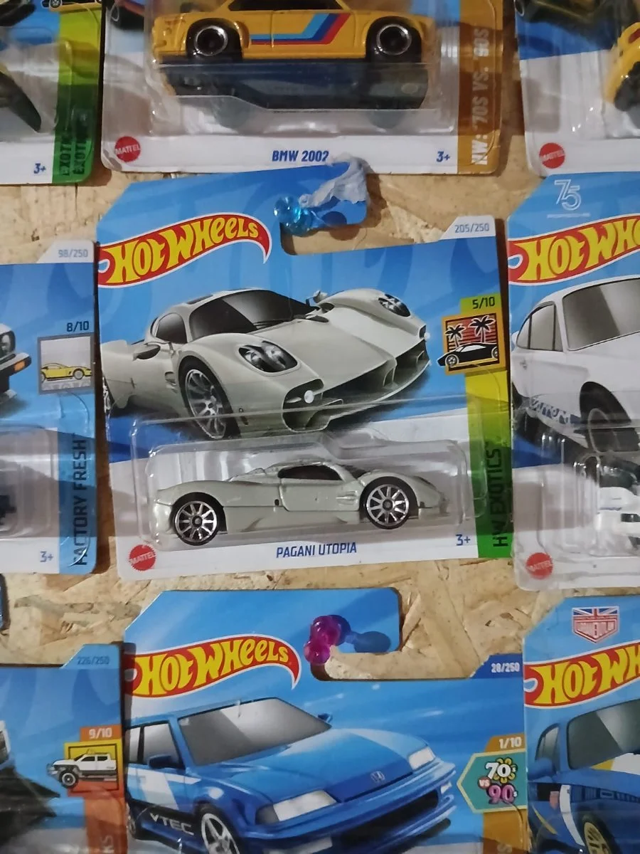 AutoArt Pagani utopia 1:64