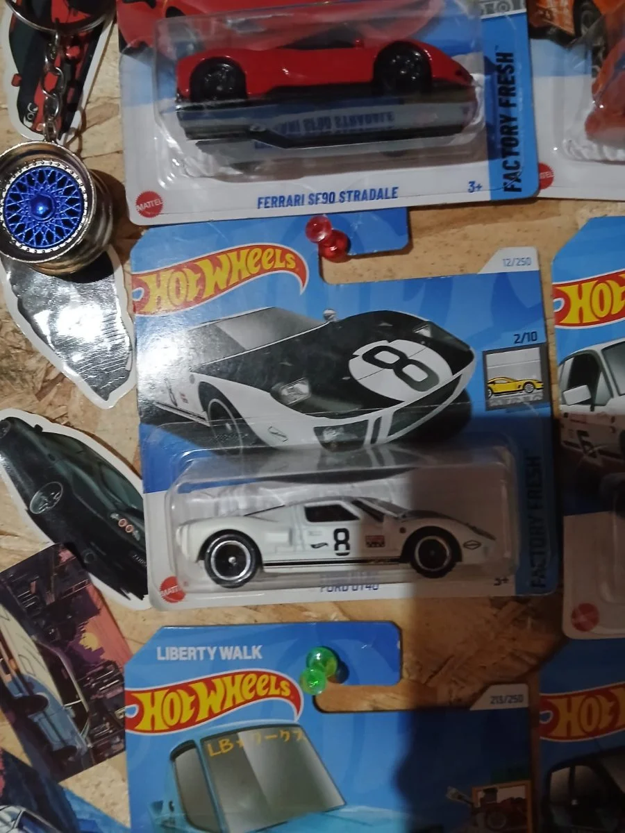 AutoArt Ford gt40 1:64