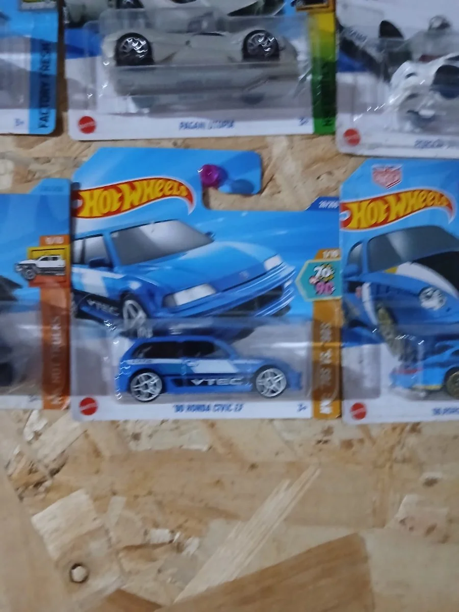 AutoArt 90 honda civic ef 1:64