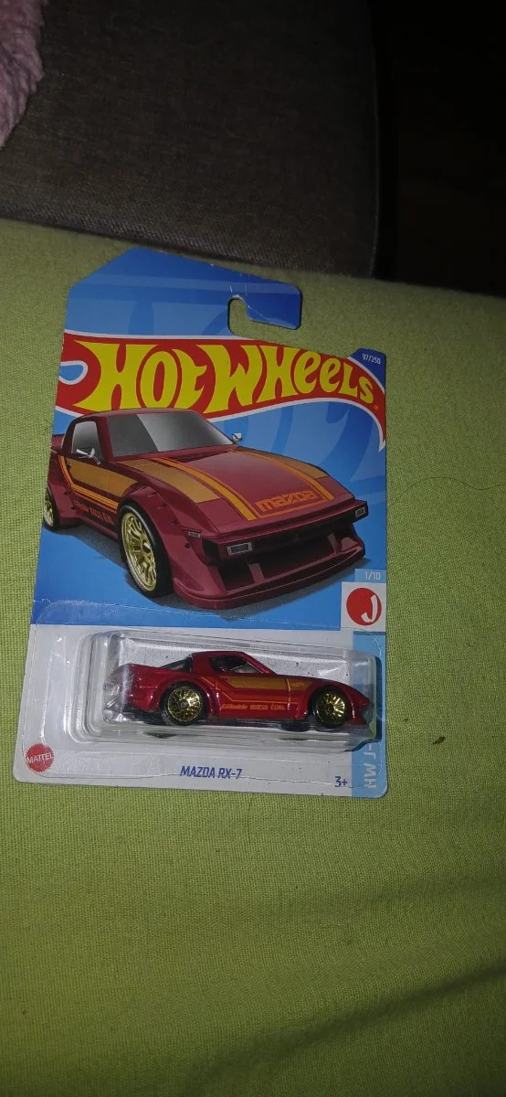 AutoArt Mazda rx 7 1:64