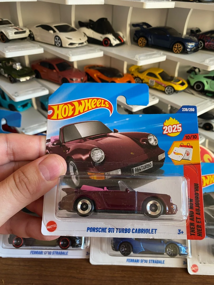 Hot Wheels Porsche 911 cabrio 1:64