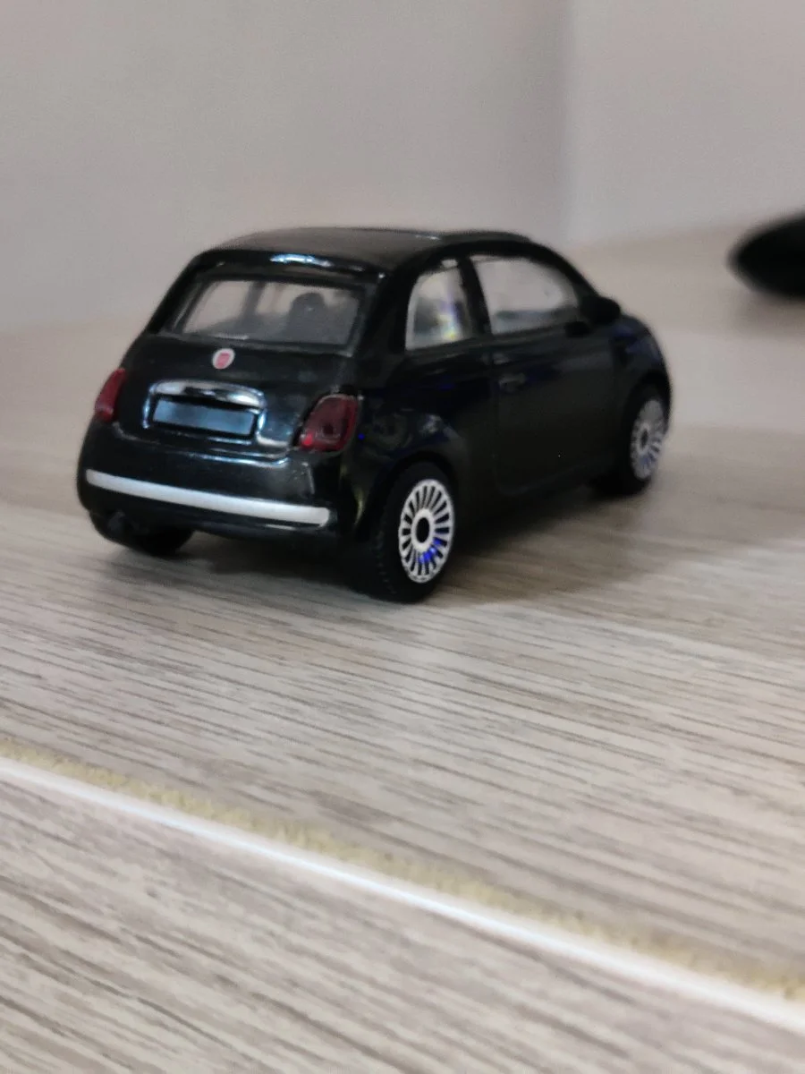 Bburago Fiat 500 1:43