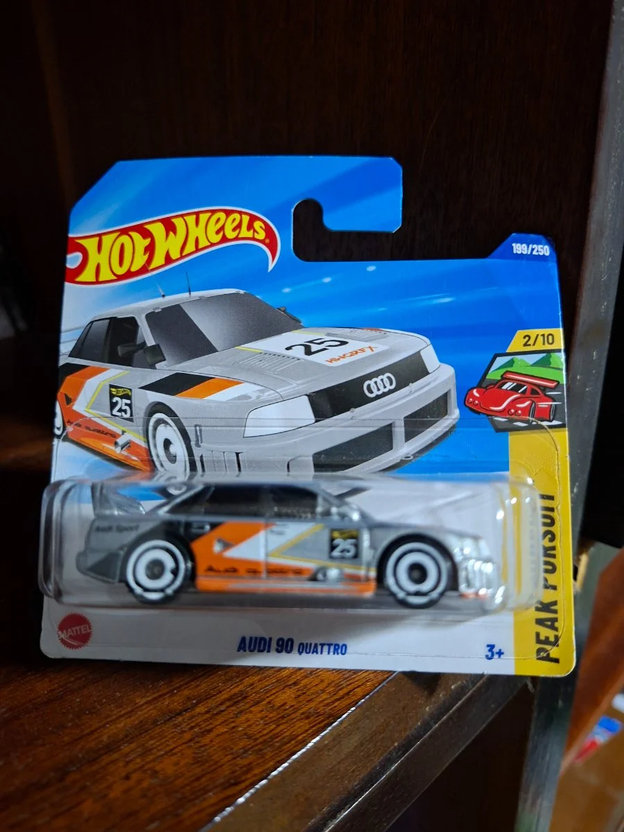 Hot Wheels Audi 90 quatro 1:64