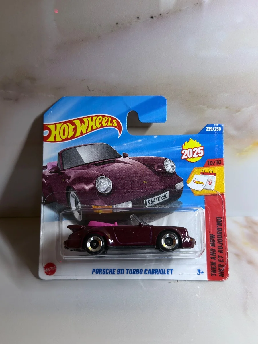 Hot Wheels PORSCHE 911 TURBO CABRIOLET 1:64