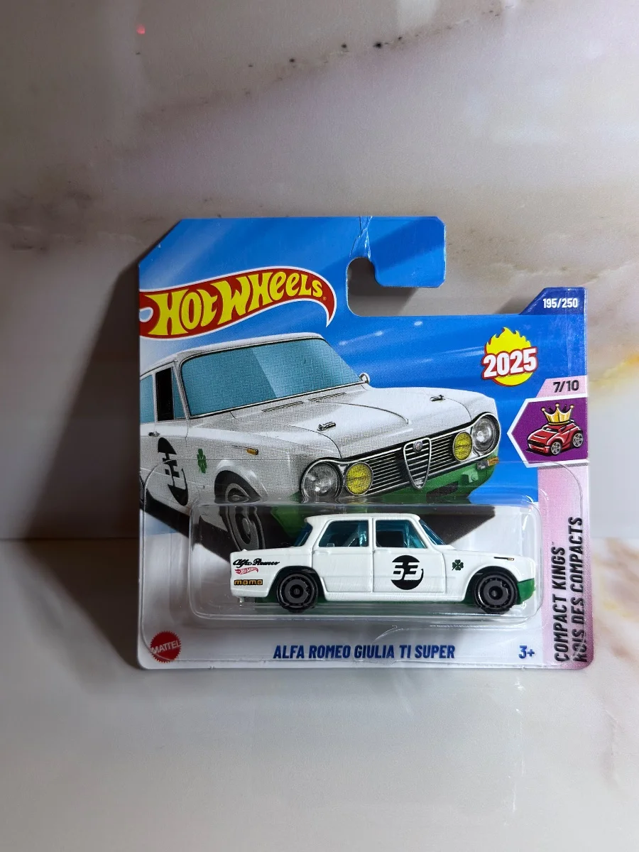 Hot Wheels ALFA ROMEO GIULIA TI SUPER 1:64