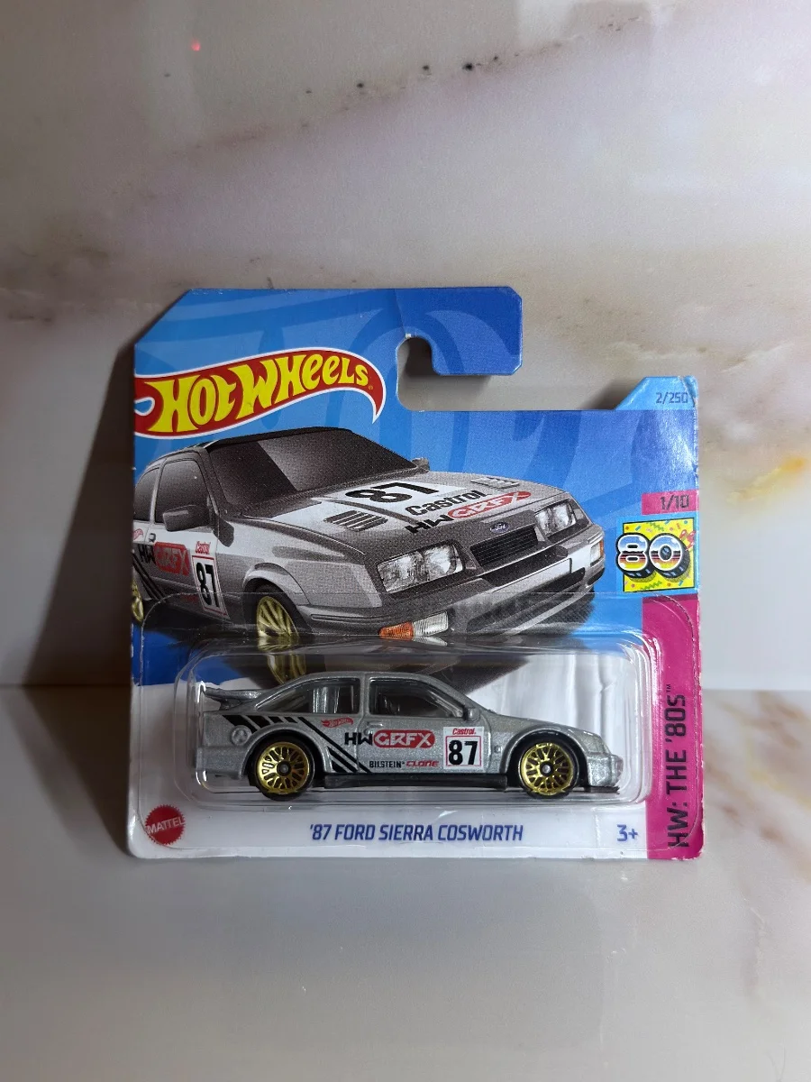 Hot Wheels ‘87 FORD SIERRA COSWORTH 1:64