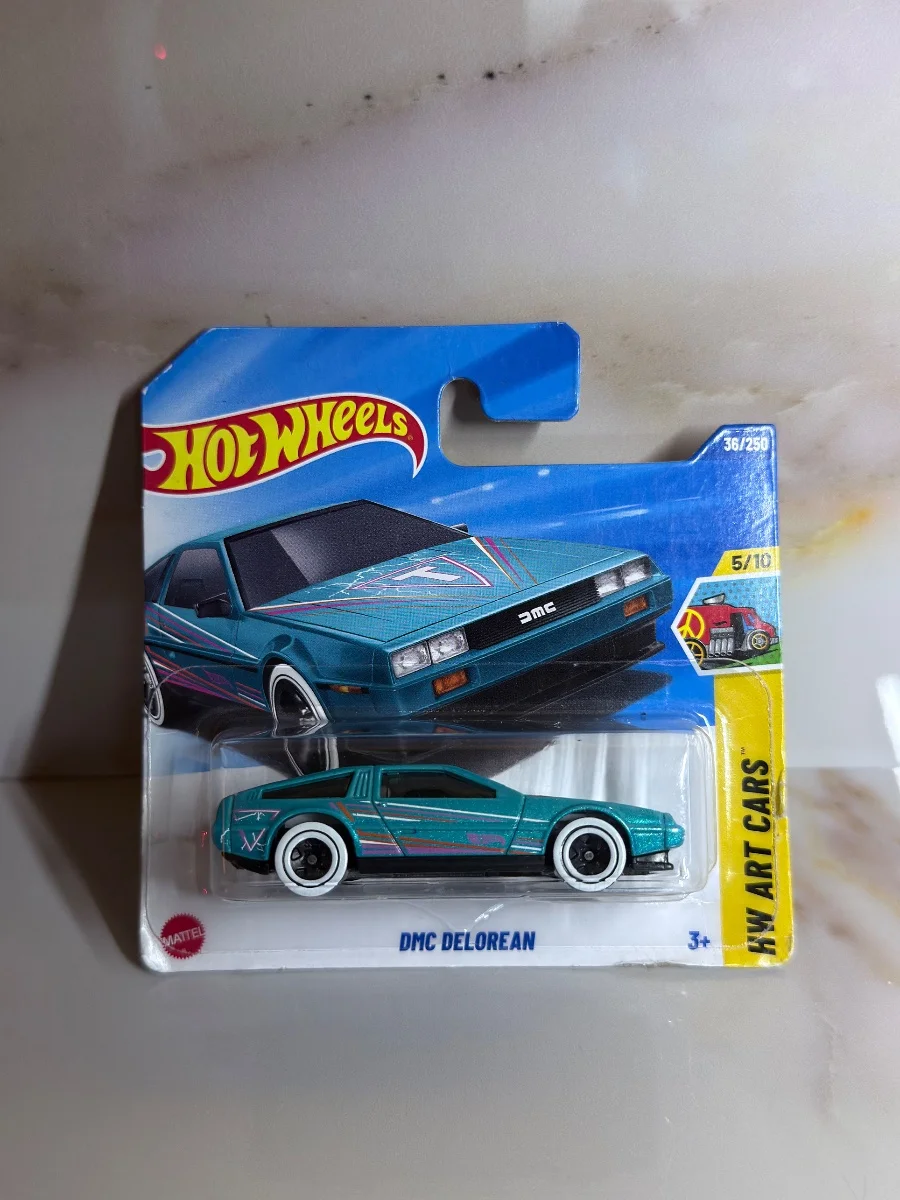 Hot Wheels DMC DELOREAN 1:64