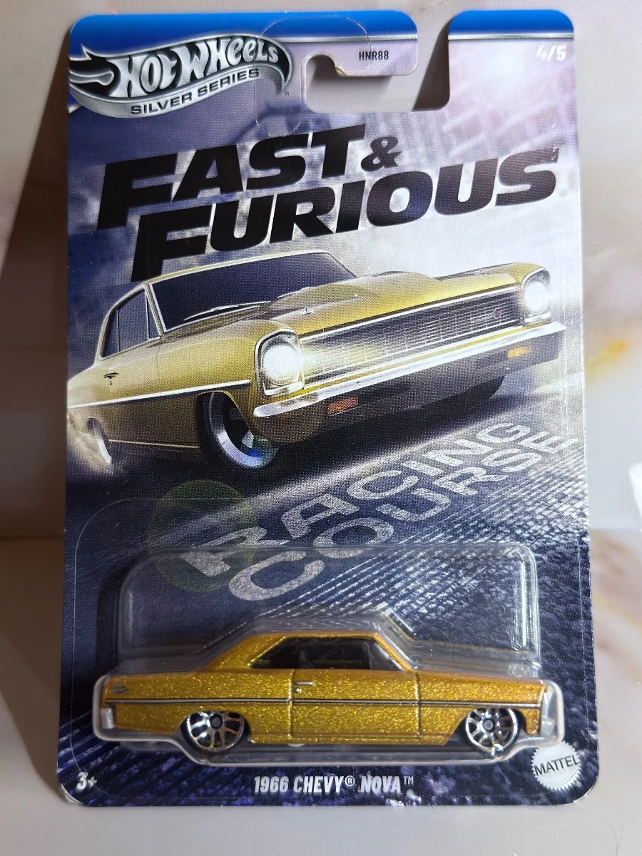 Hot Wheels 1966 CHEVY NOVA 1:64