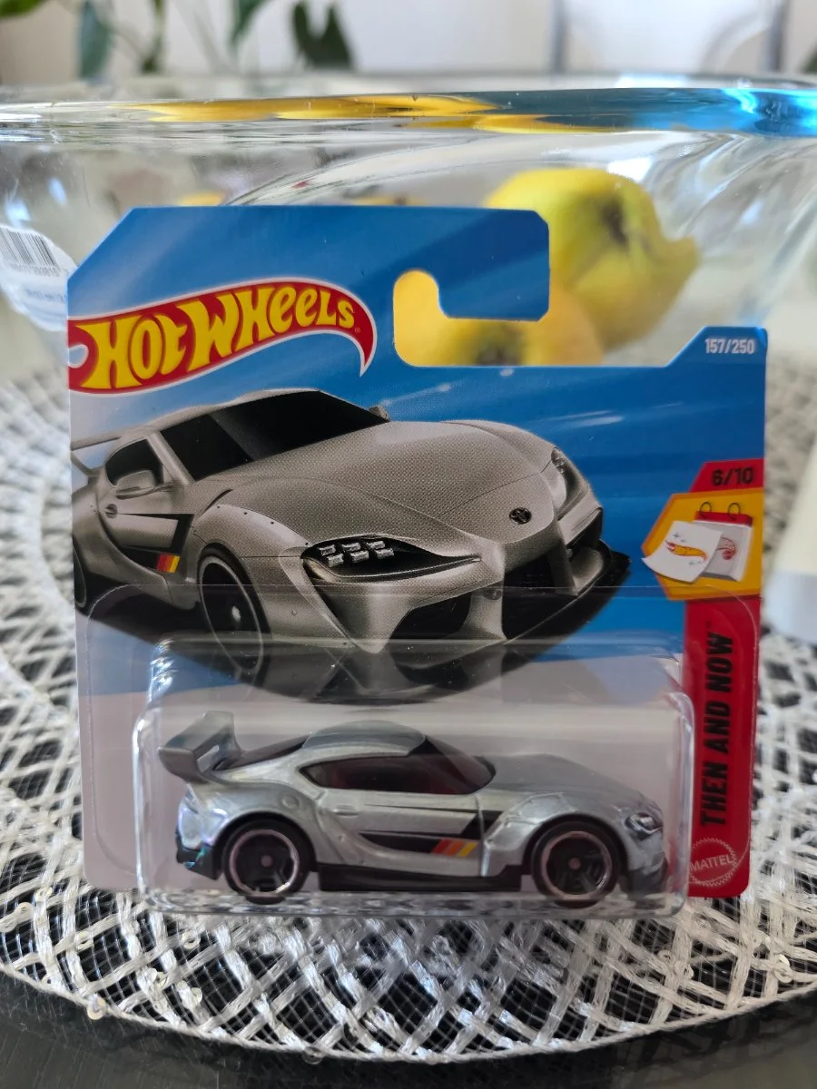 Hot Wheels '20 Toyota GR Supra 1:64