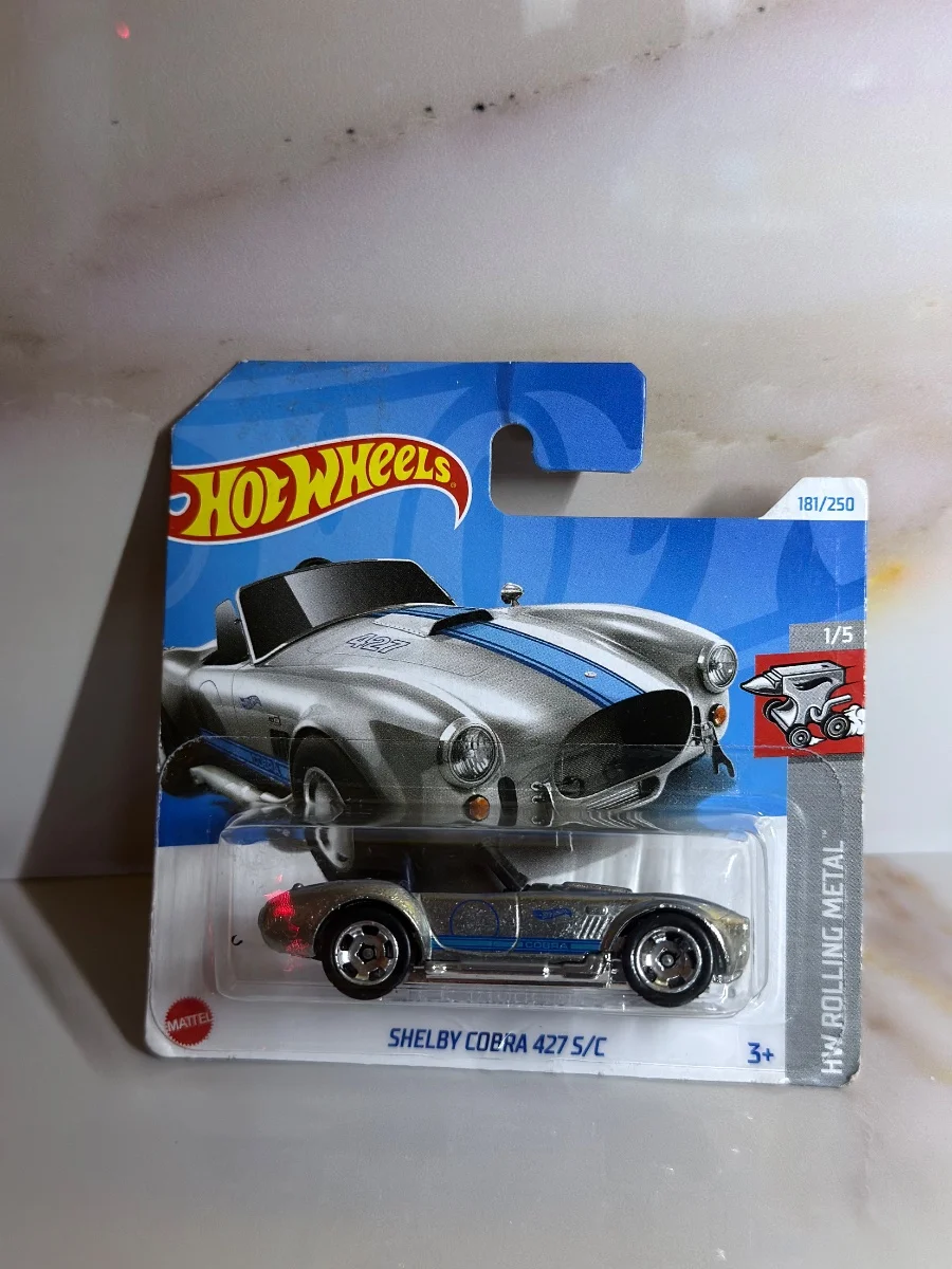 Hot Wheels SHELBY COBRA 427 S/C 1:64