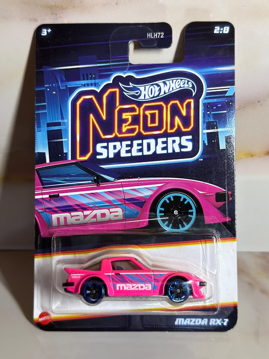 Hot Wheels MAZDA RX-7 1:64