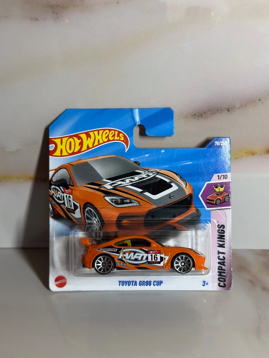 Hot Wheels TOYOTA GR86 CUP 1:64