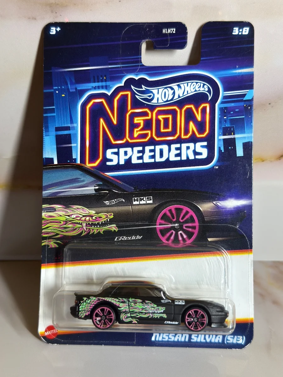 Hot Wheels NISSAN SILVIA (S13) 1:64