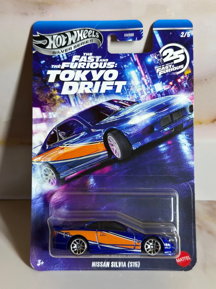Hot Wheels NISSAN SILVIA (S15) 1:64