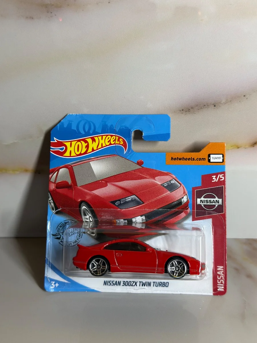 Hot Wheels NISSAN 300ZX TWIN TURBO 1:64