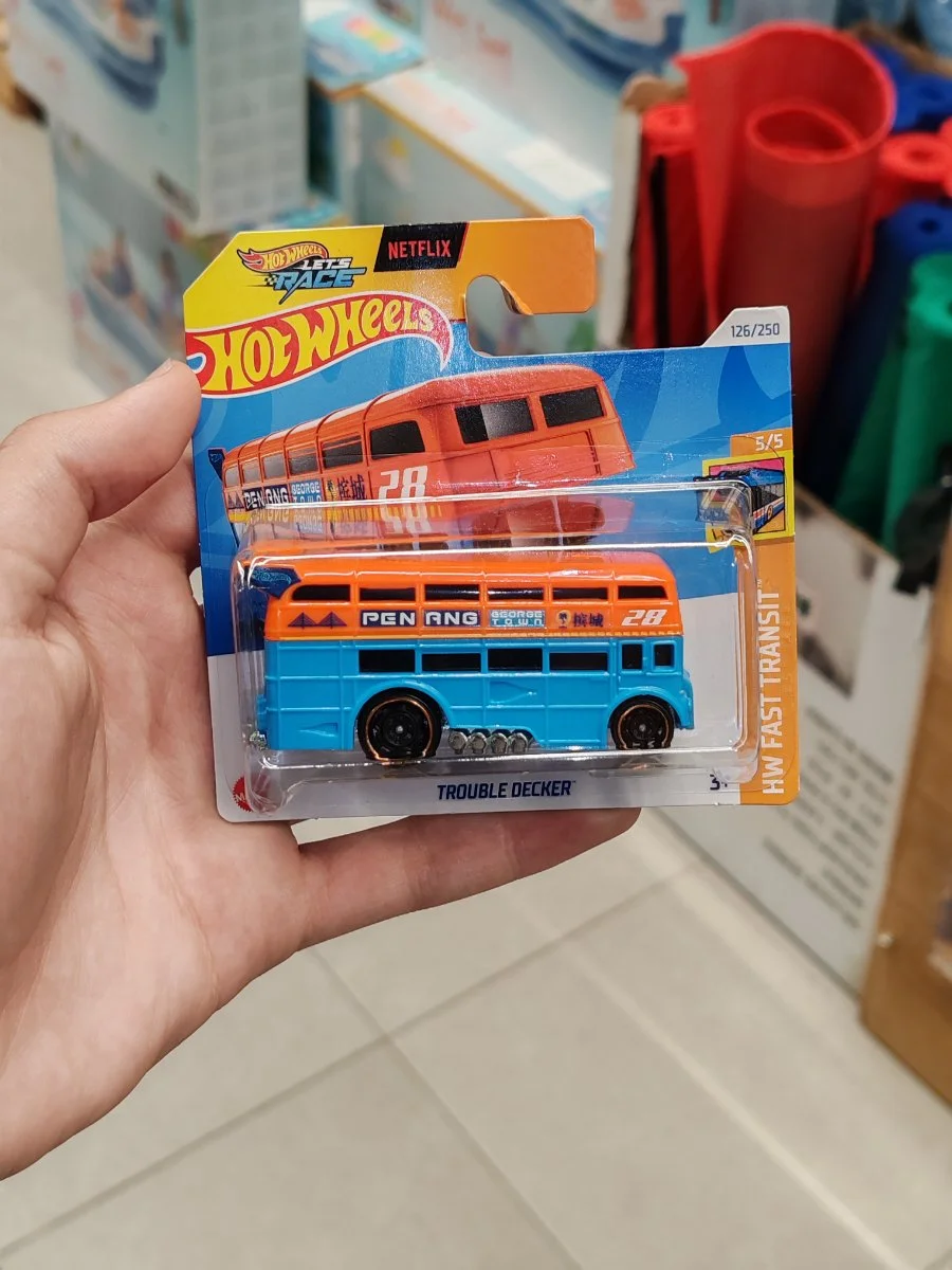 Hot Wheels Double Trouble Decker 1:64