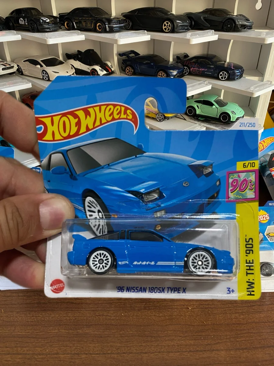 Hot Wheels Nissan 180sx 1:64