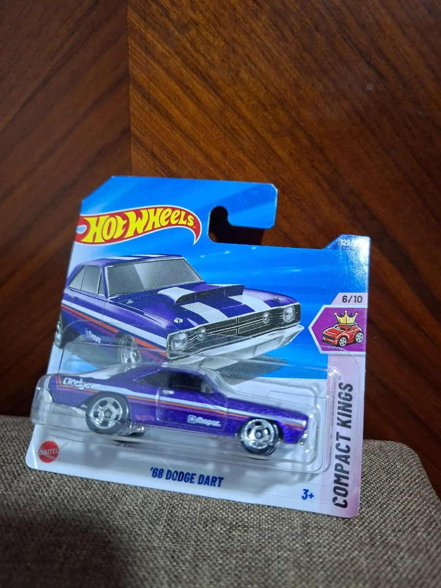 Hot Wheels '68 Dodge Dart 1:64