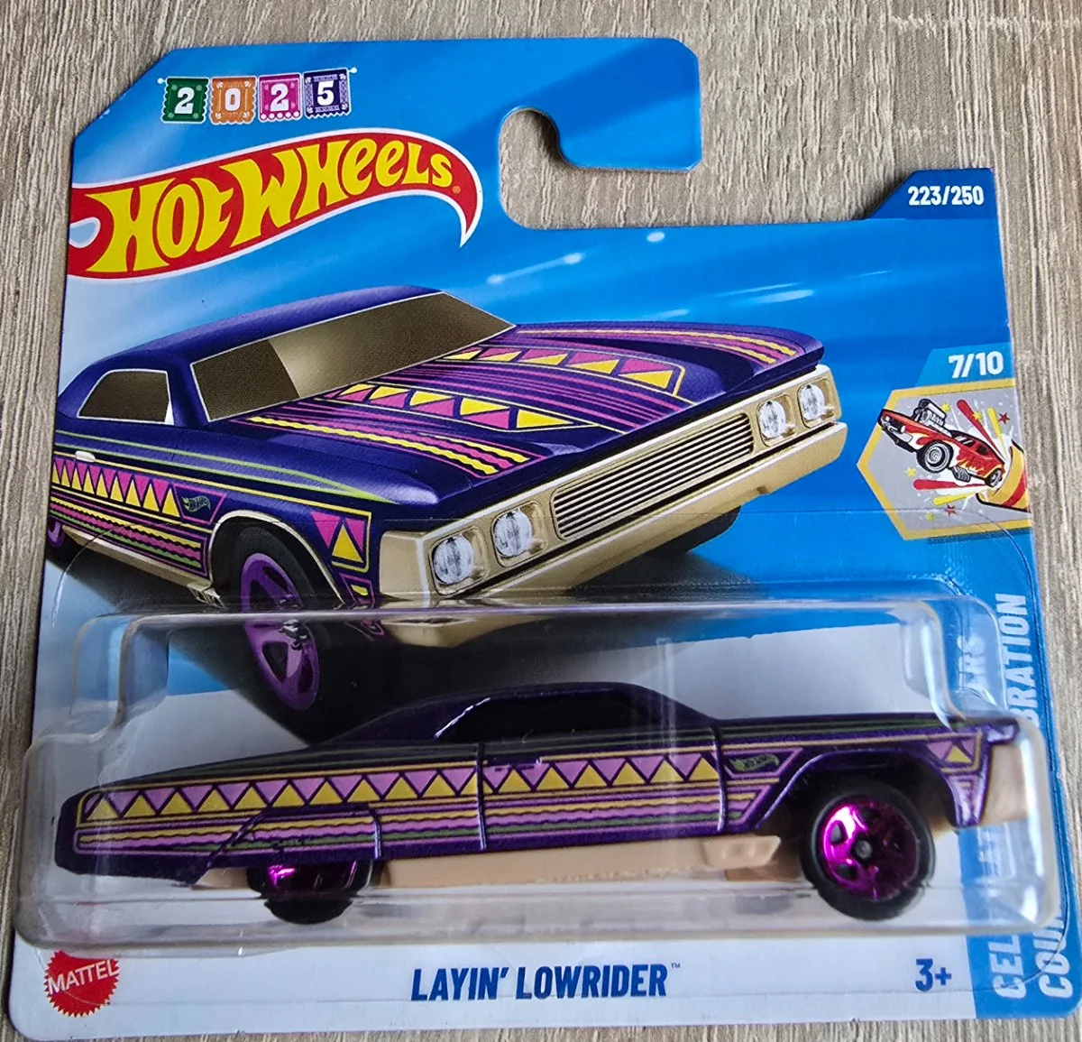 Hot Wheels Layin'Lowrider 1:64