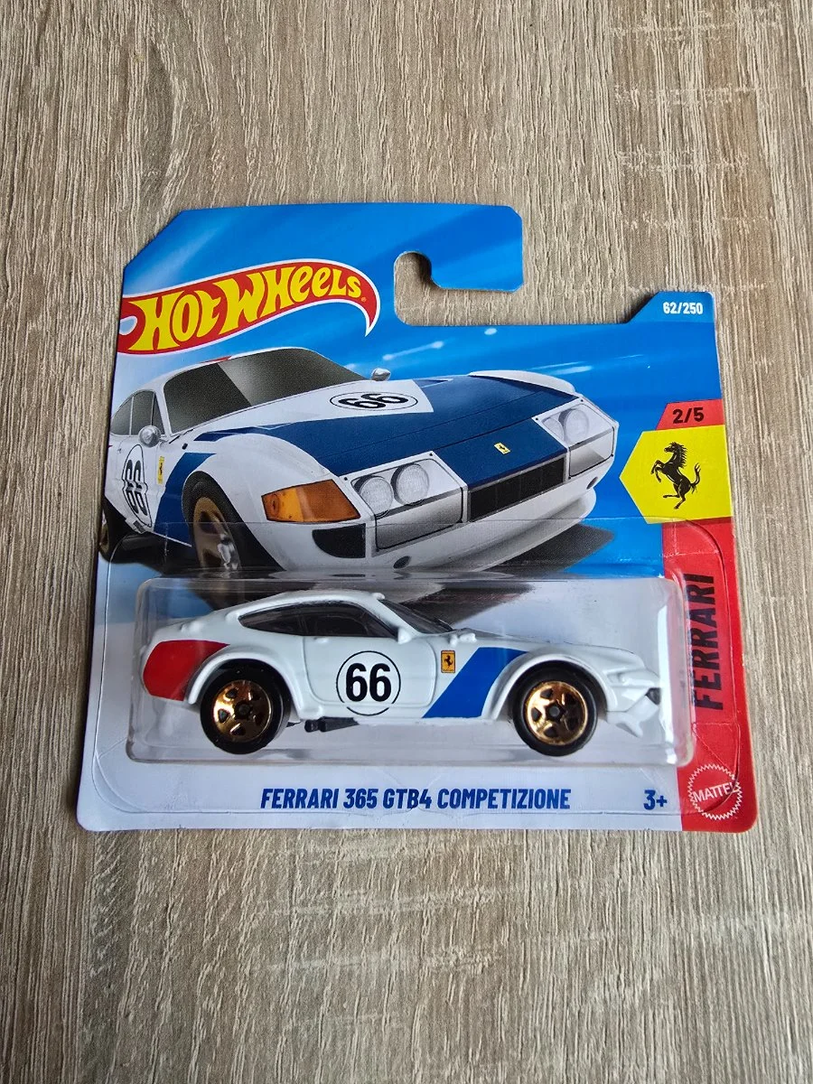 AutoArt Ferari 365 gtb4 competizione 1:64