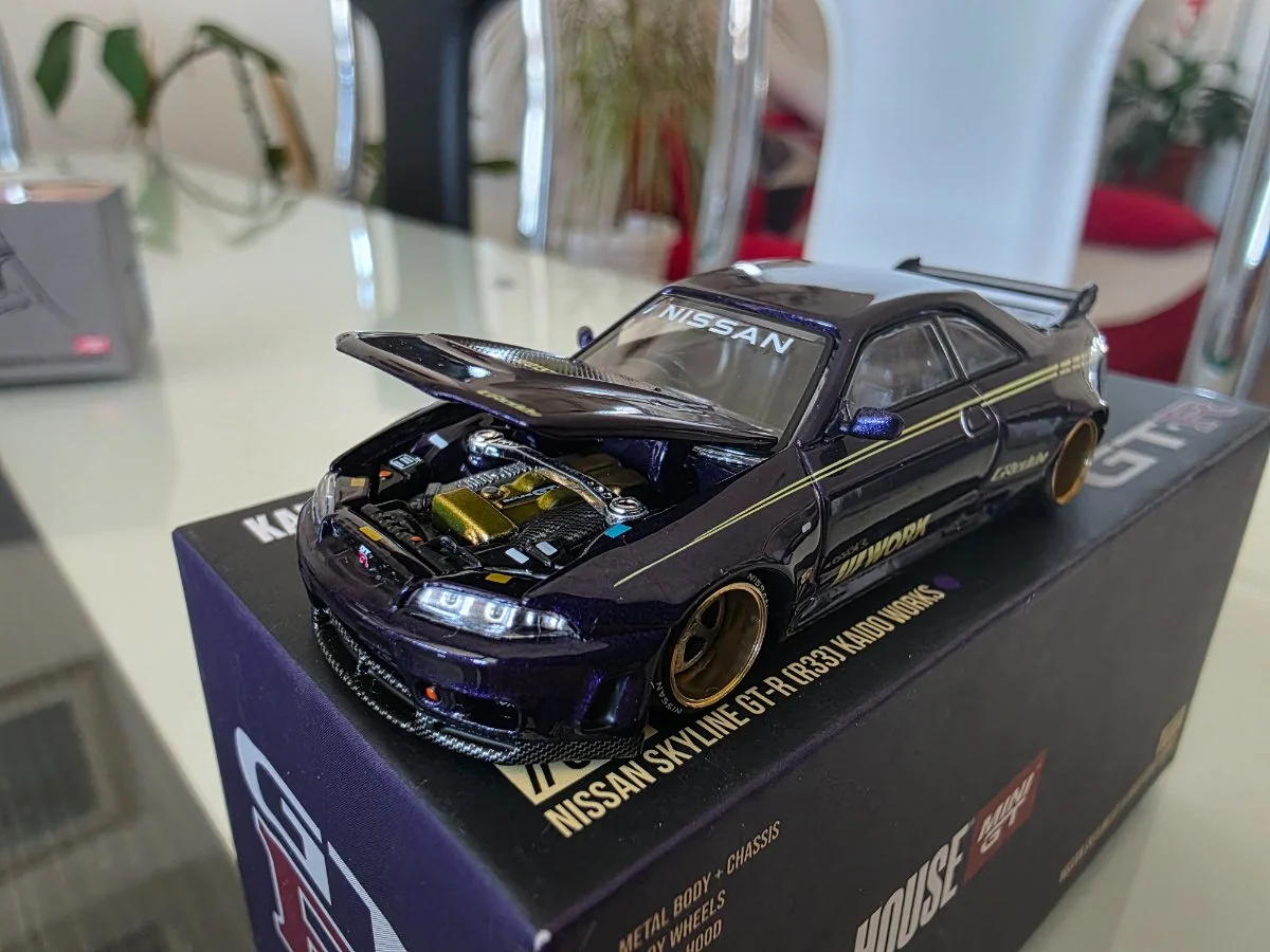 Kaido House Nissan Skyline GT-R (R33) KAIDO WORKS 1:64