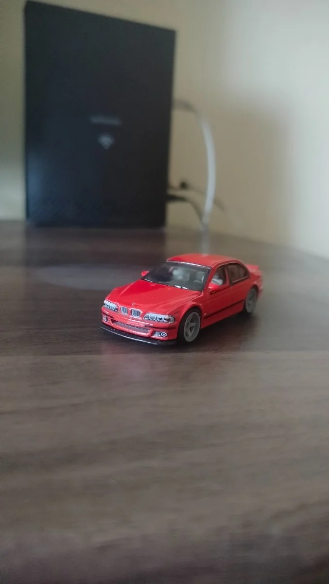 Hot Wheels '01 BMW M5 1:64