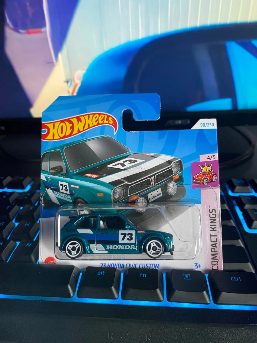 AutoArt Honda civic castom 73 1:64