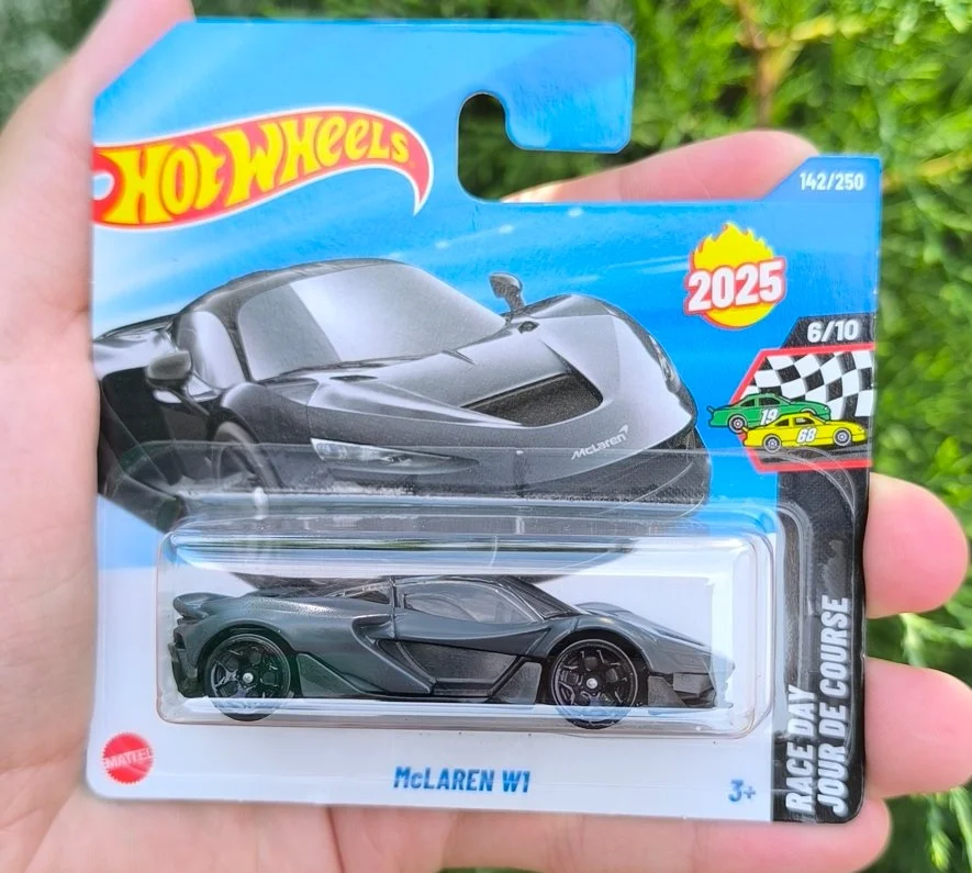 Hot Wheels McLaren W1 1:64
