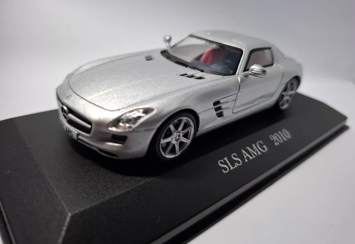 AutoArt MERCEDES-BENZ SLS AMG 1:43