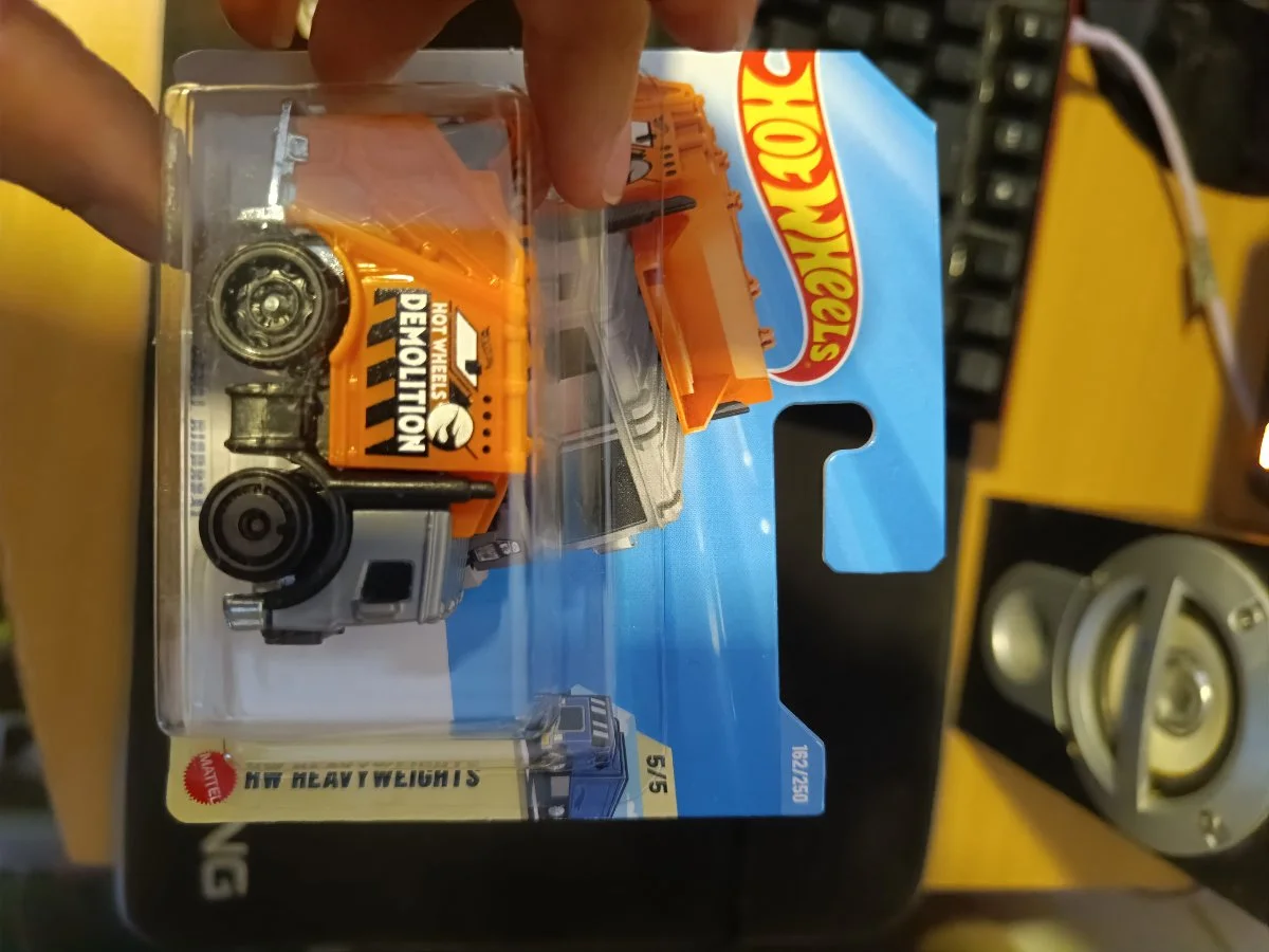 Hot Wheels Total disposal TH 1:64