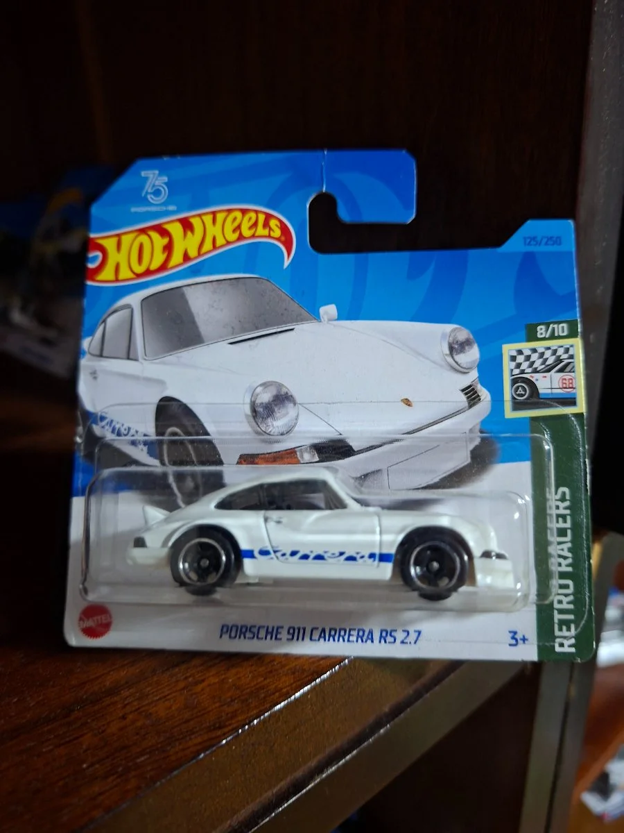 Hot Wheels Porsche 911 Carrera RS 2.7 1:64