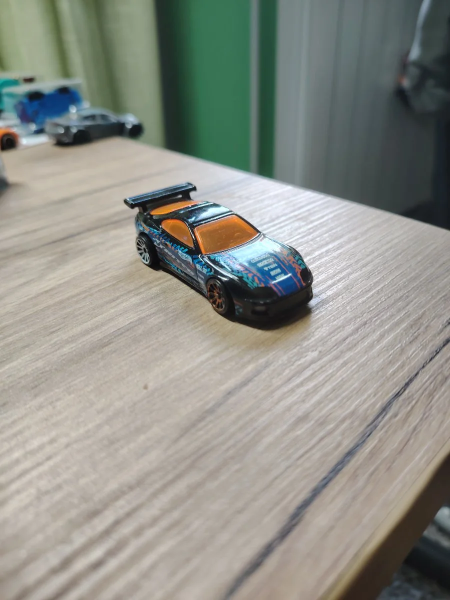 Hot Wheels Toyota Supra 1:64