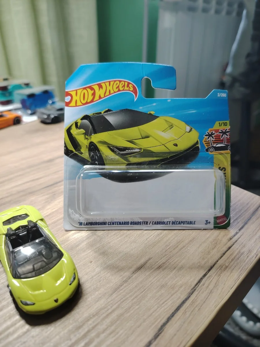Hot Wheels Lamborghini Centenario Roadster 1:64