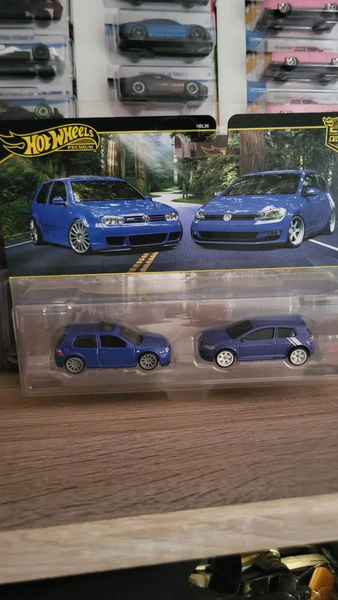 Hot Wheels Golf 2 pack 1:64