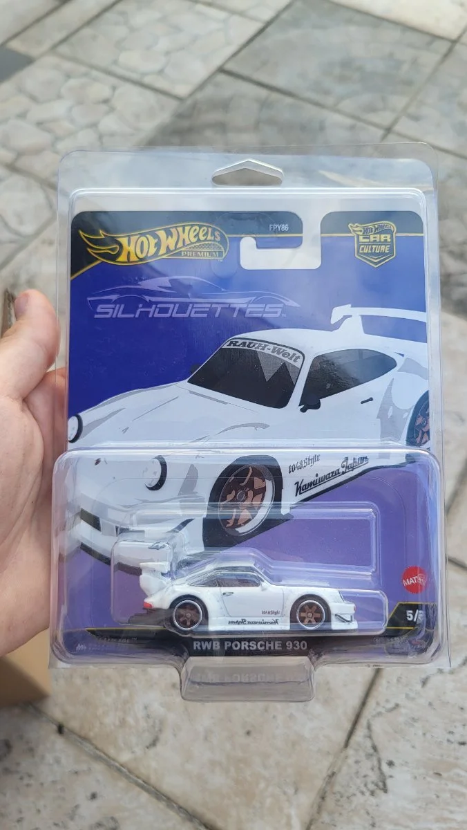 Hot Wheels RWB Porsche 930 1:64