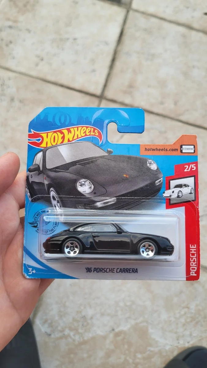 Hot Wheels 96 porsche carrera 1:64