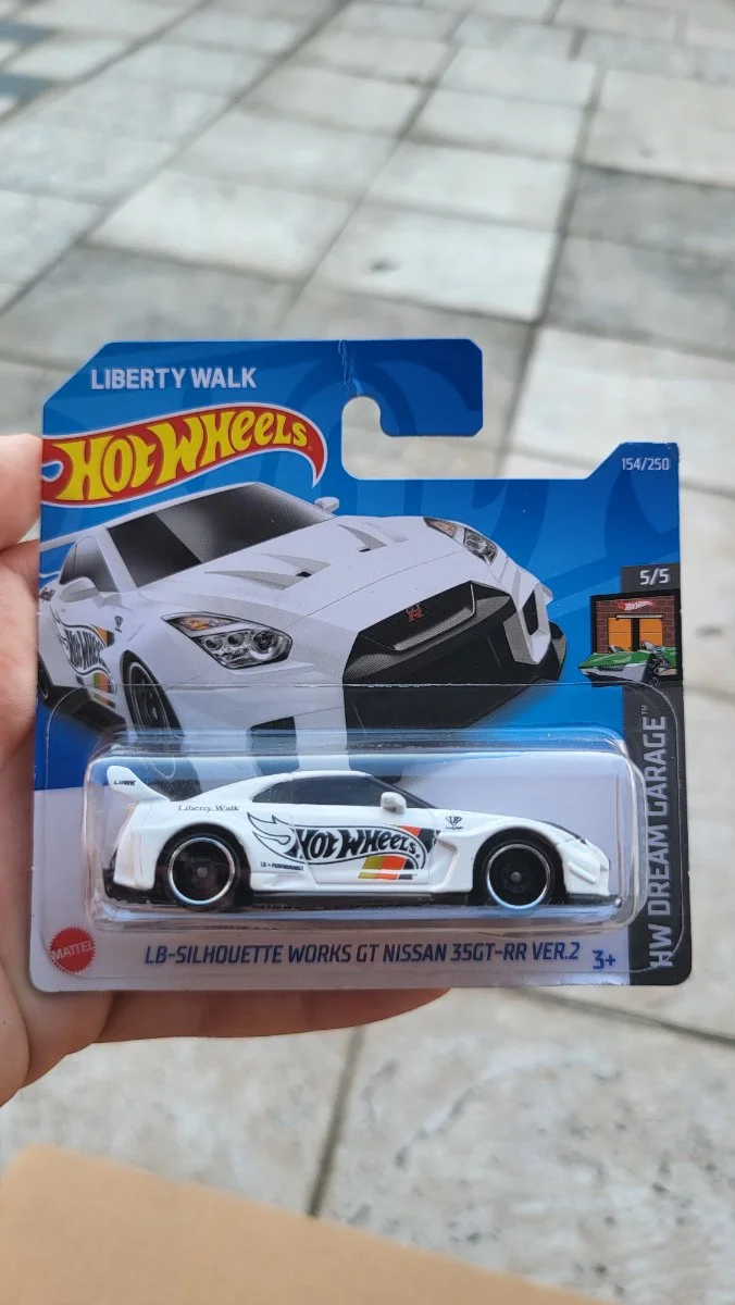 Hot Wheels LB-Gt nissan 35Gt-rr ver.2 1:64