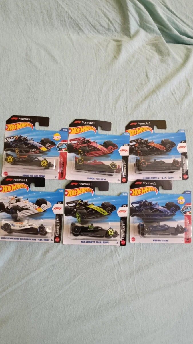 Hot Wheels Formula 1 1:64