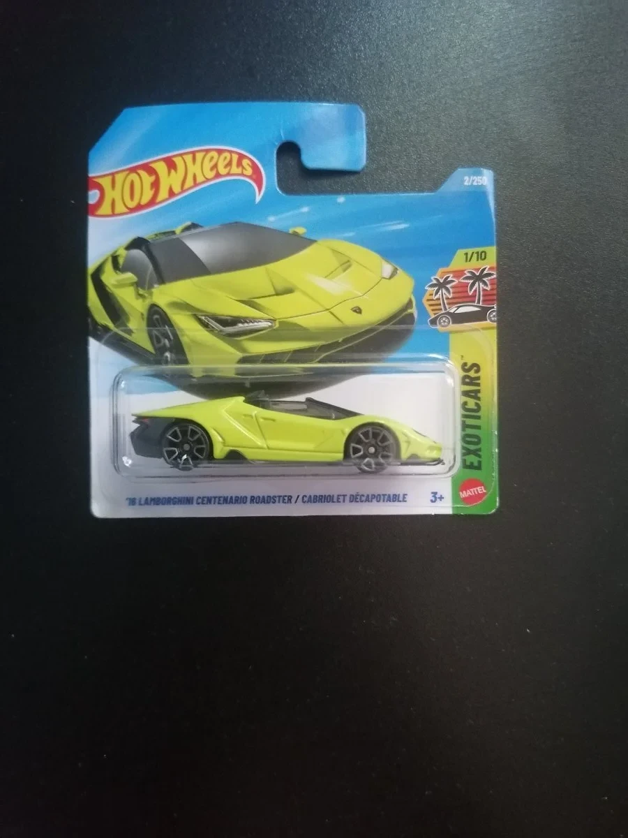 AutoArt '16 Lamborghini Centenario Roadster/Cabriolet Decapotable 1:64