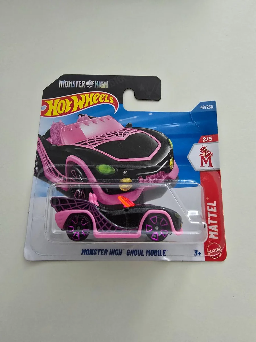 Hot Wheels MONSTER HIGH GHOUL MOBILE 1:64