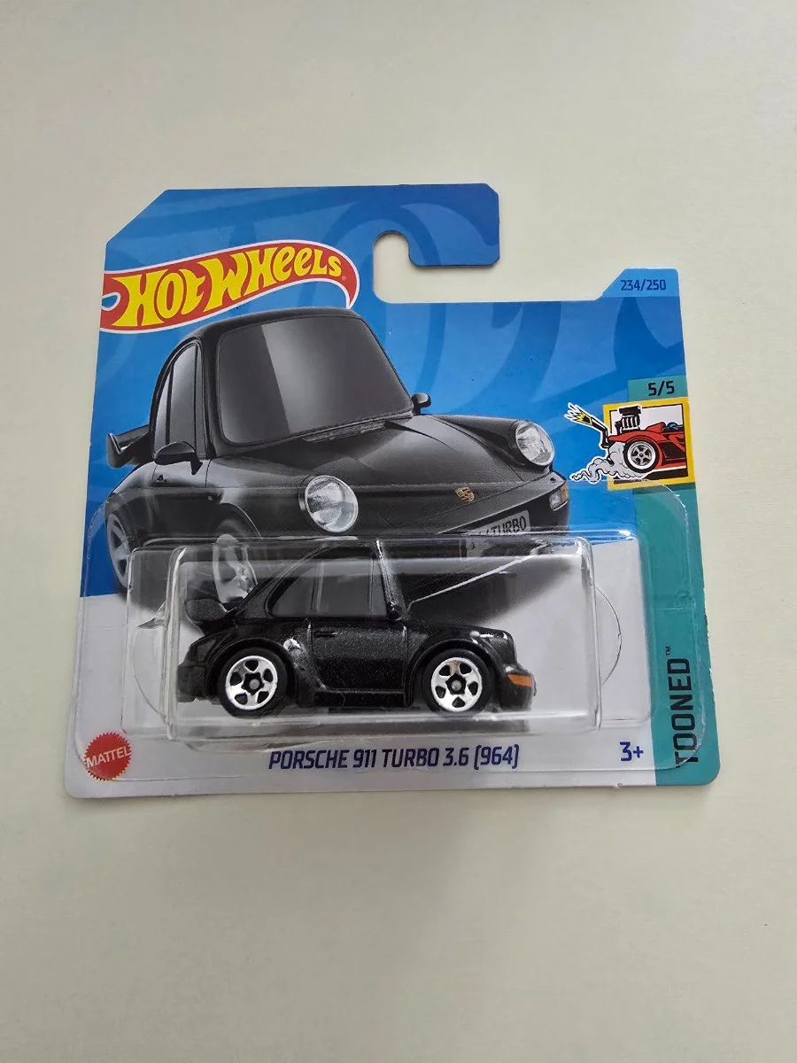 Hot Wheels PORSCHE 911 TURBO 3.6 (644) 1:64